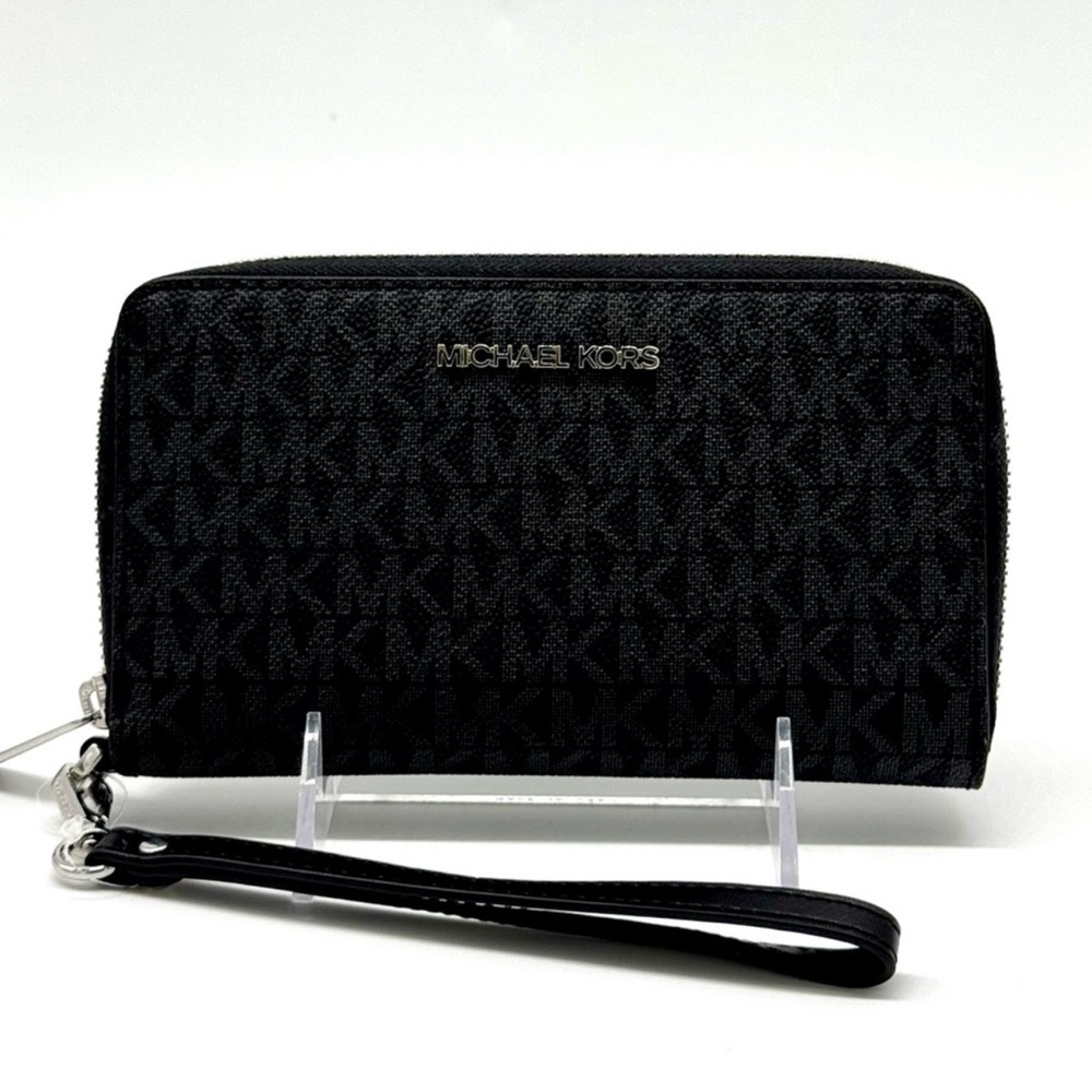 Michael Kors Jet Set Travel Flat MF Phone Case Wallet Black Signature